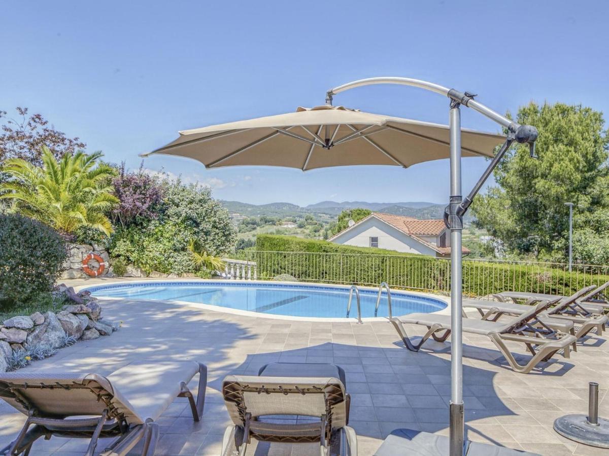 Belvilla By Oyo In With Pool *