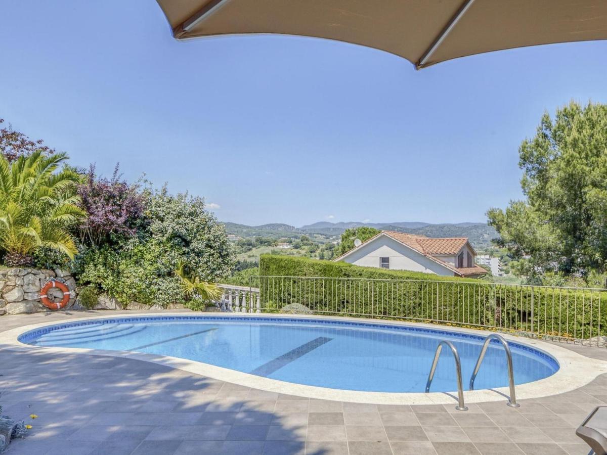 Belvilla By Oyo In With Pool *