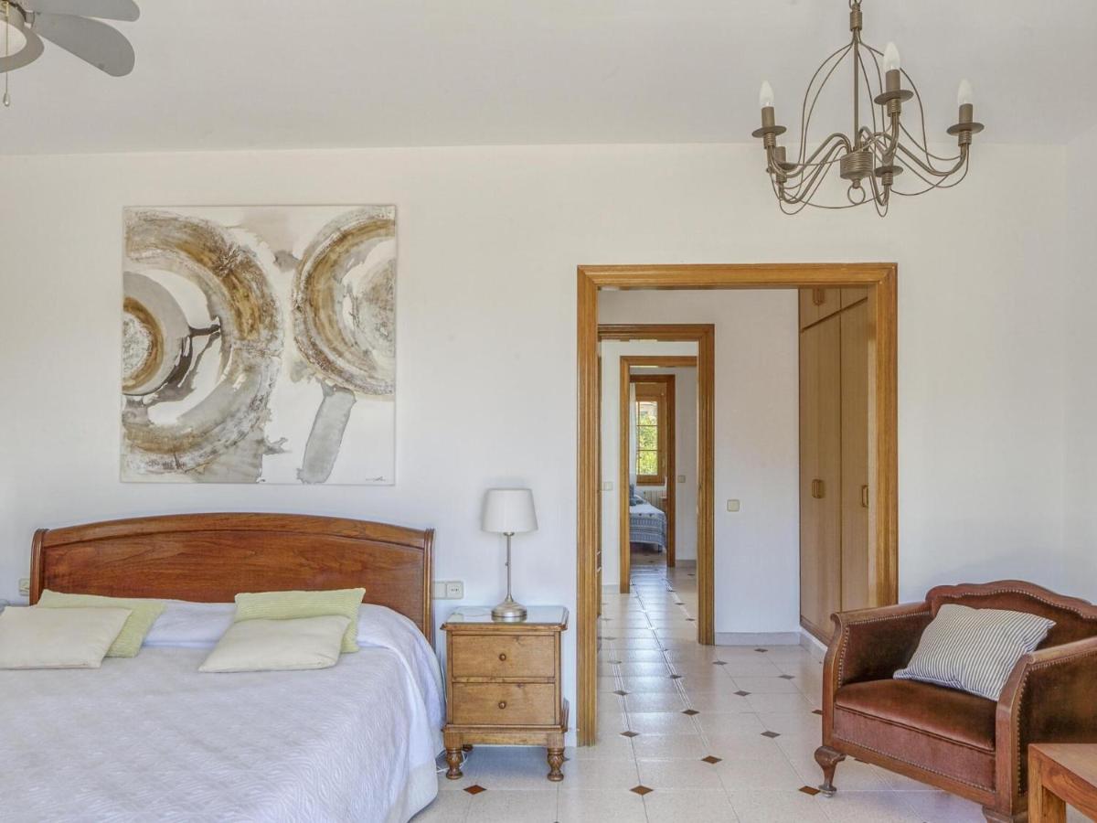 Villa Belvilla By Oyo In With Pool