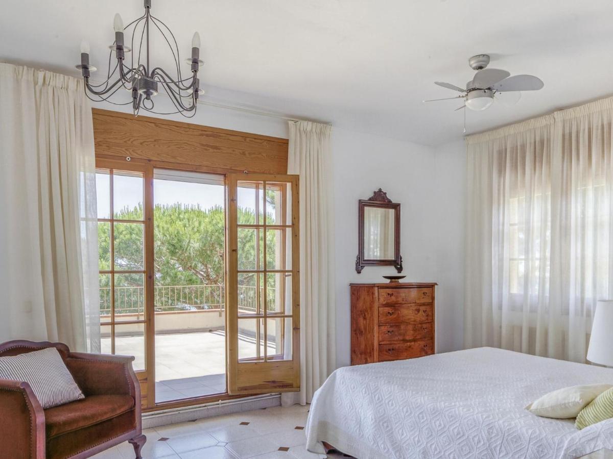 Belvilla By Oyo In With Pool Villa